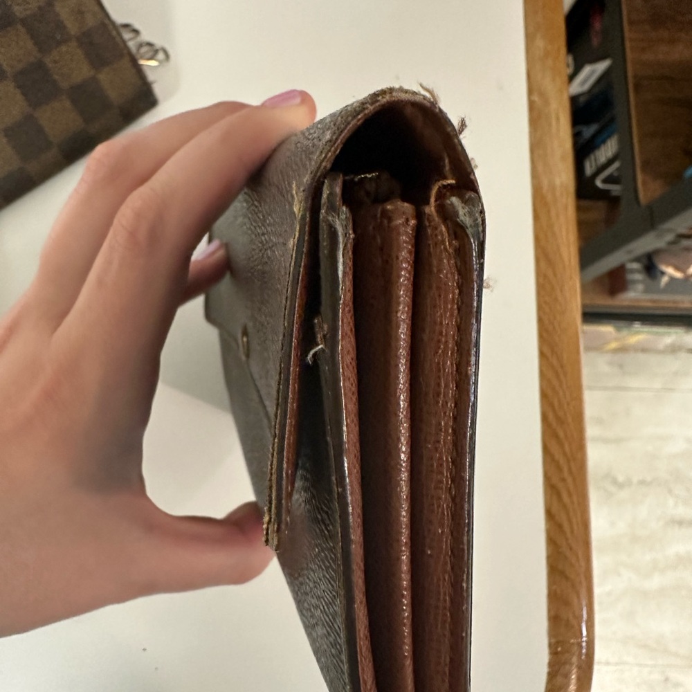 Authentic Vintage Louis Vuitton Monogram Wallet/Damier ebene Key Holder Bundle - Picture 4 of 12